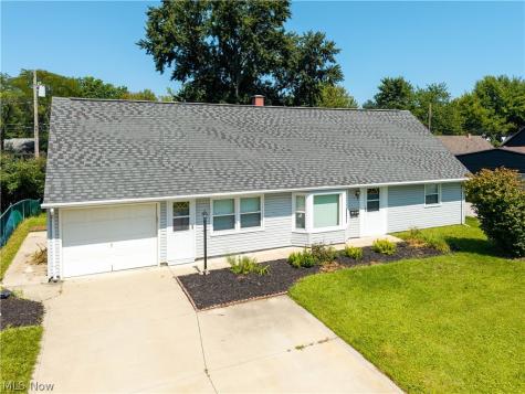 4885 Oster Road Sheffield Lake OH 44054