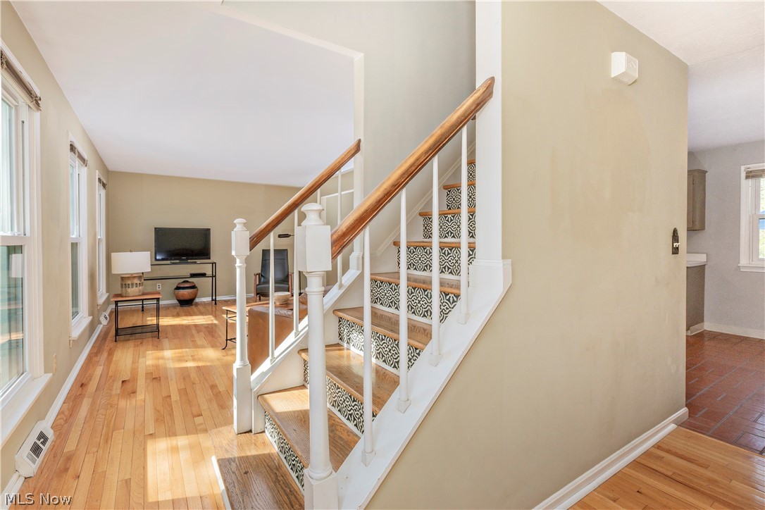 75 Maple Hill Drive Chagrin Falls OH 44022