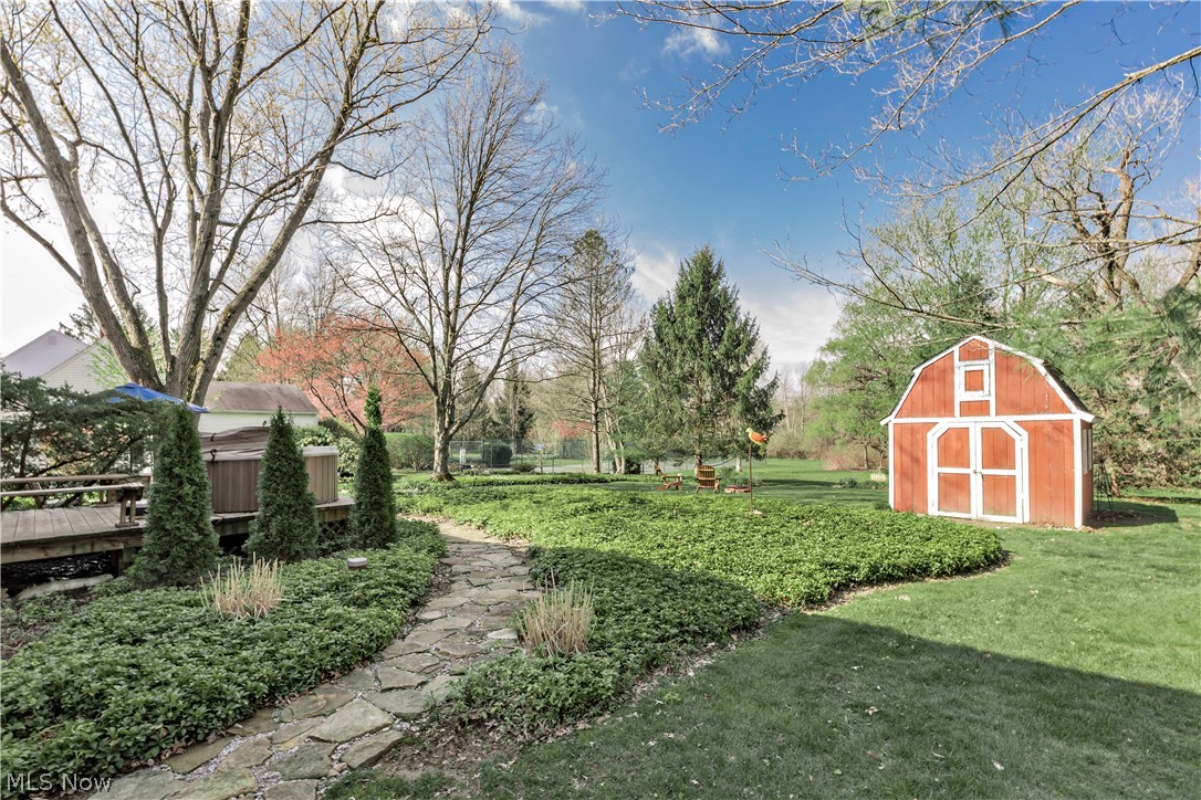 75 Maple Hill Drive Chagrin Falls OH 44022