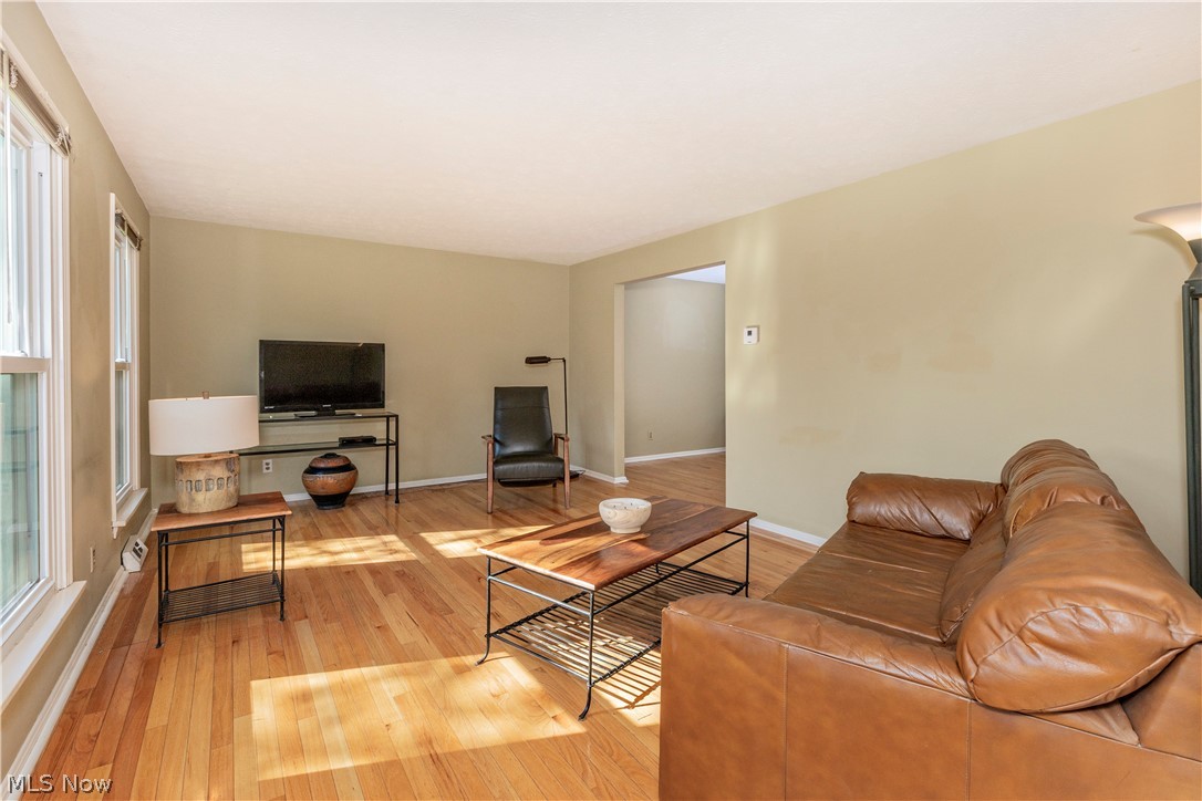 75 Maple Hill Drive Chagrin Falls OH 44022