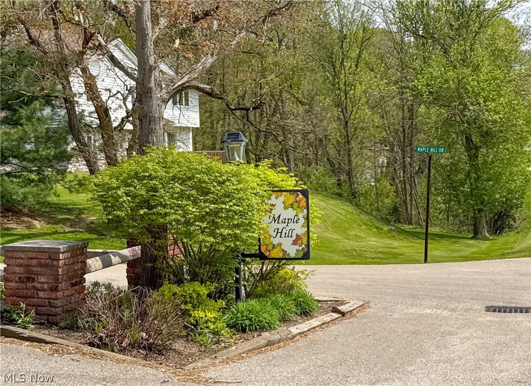 75 Maple Hill Drive Chagrin Falls OH 44022