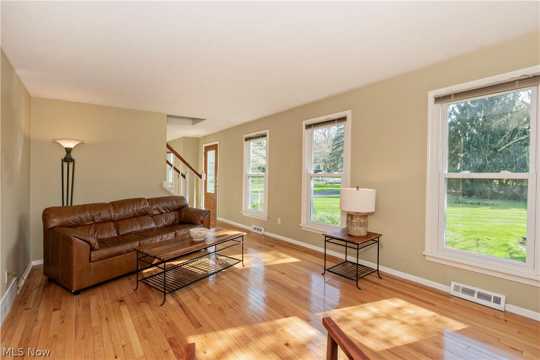 75 Maple Hill Drive Chagrin Falls OH 44022