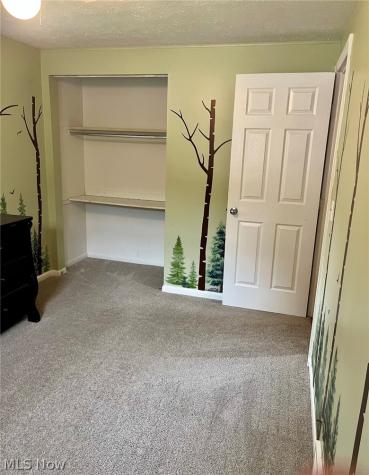 560 Baldwin Avenue Elyria OH 44035