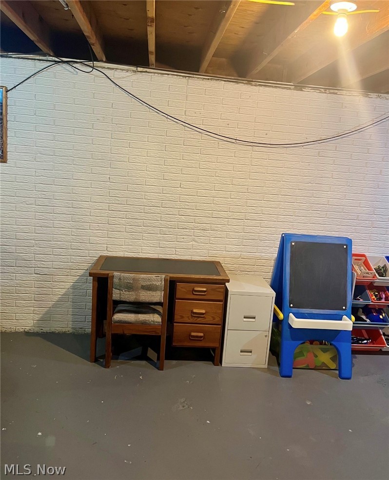 560 Baldwin Avenue Elyria OH 44035