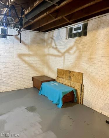 560 Baldwin Avenue Elyria OH 44035