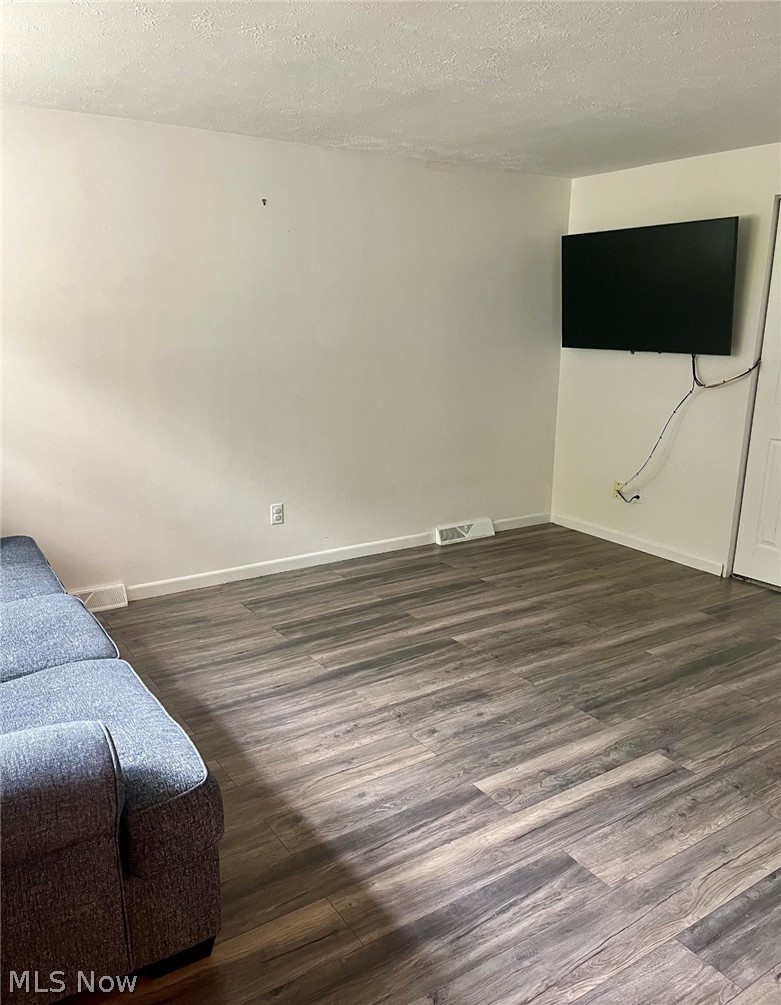 560 Baldwin Avenue Elyria OH 44035