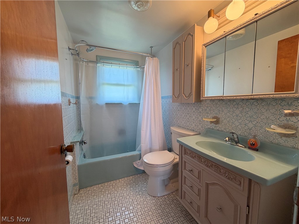 741 Township Road 267 Amsterdam OH 43903