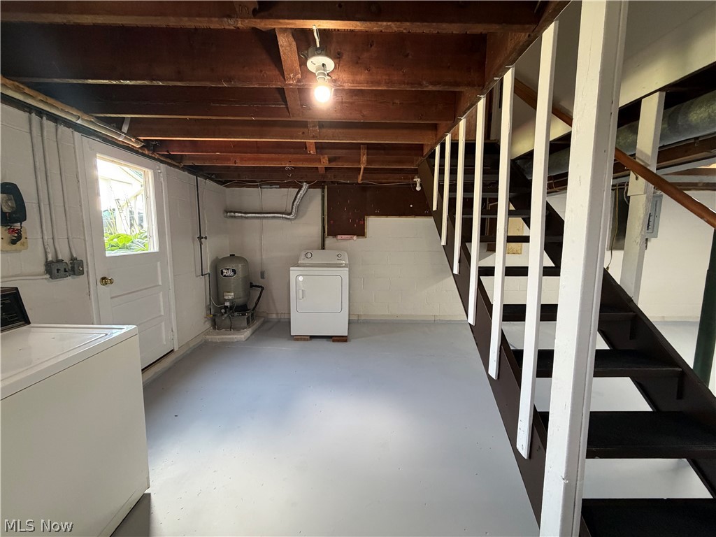 741 Township Road 267 Amsterdam OH 43903