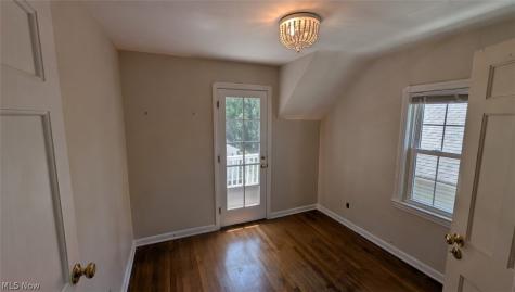 16725 Bradgate Avenue Cleveland OH 44111