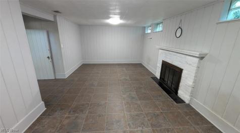 16725 Bradgate Avenue Cleveland OH 44111