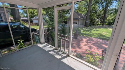 16725 Bradgate Avenue Cleveland OH 44111
