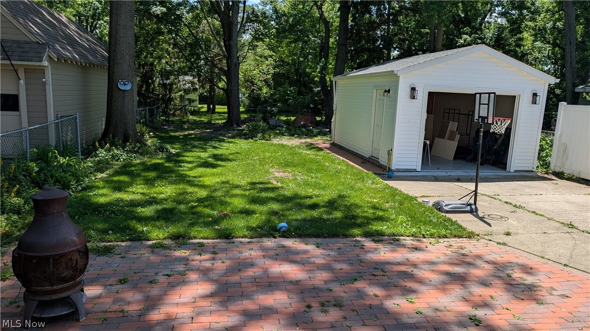 16725 Bradgate Avenue Cleveland OH 44111