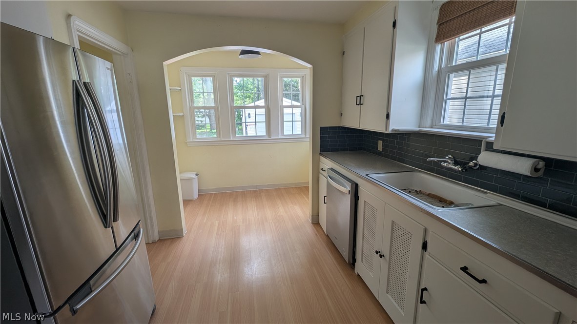 16725 Bradgate Avenue Cleveland OH 44111