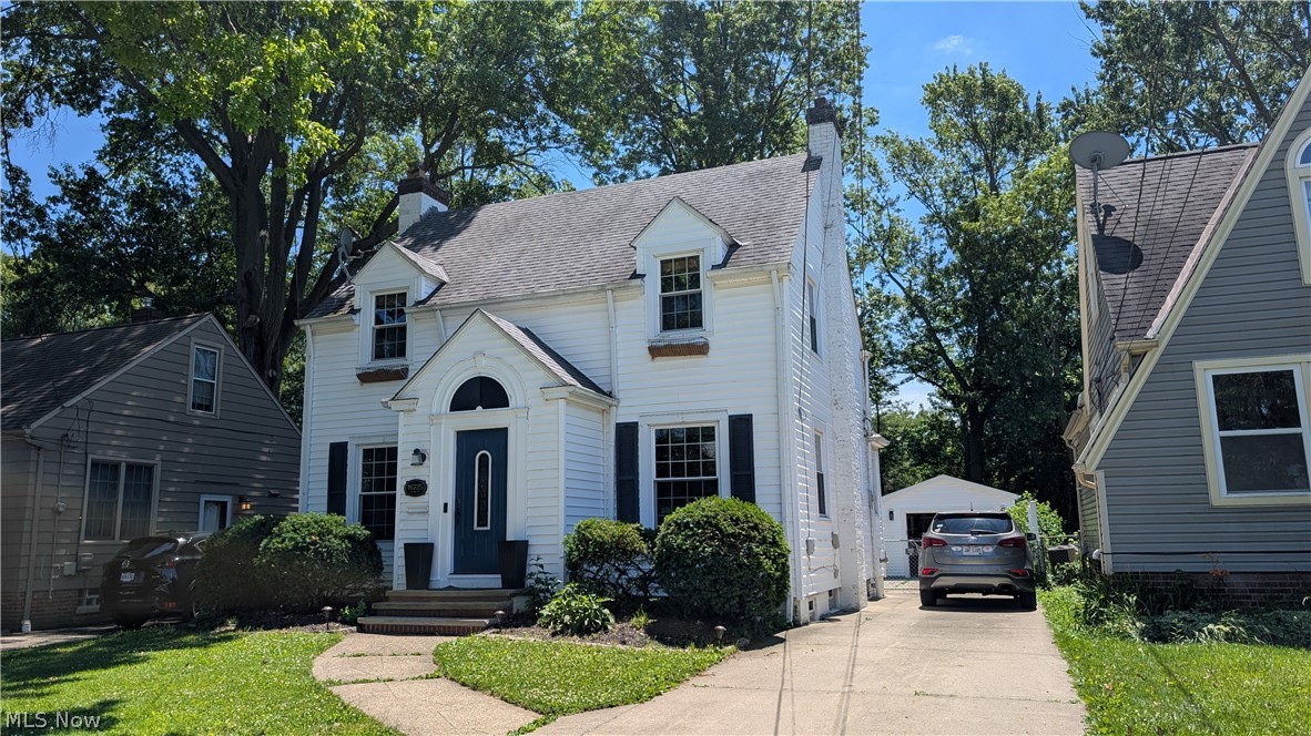 16725 Bradgate Avenue Cleveland OH 44111
