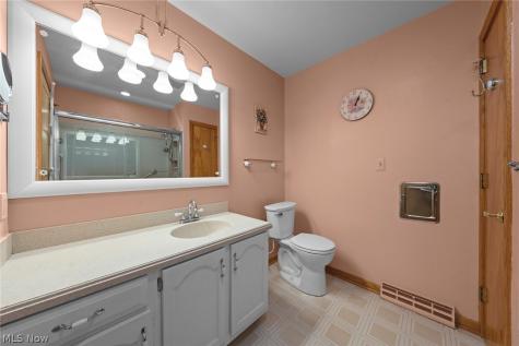651 Ivywood Drive Tallmadge OH 44278