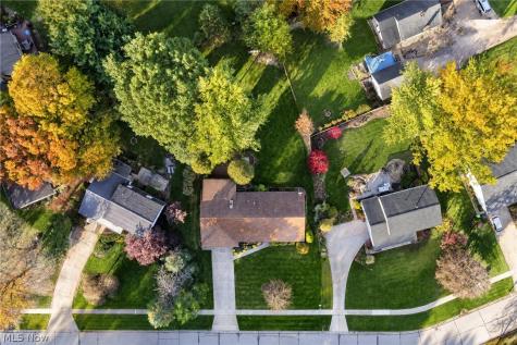 651 Ivywood Drive Tallmadge OH 44278