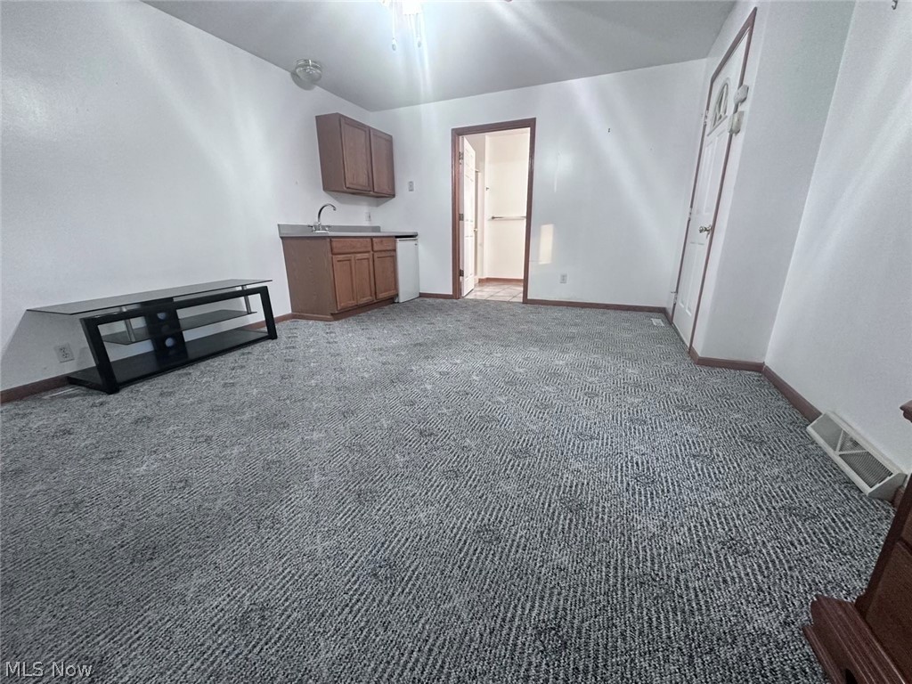 417 Otis Court SE Girard OH 44420