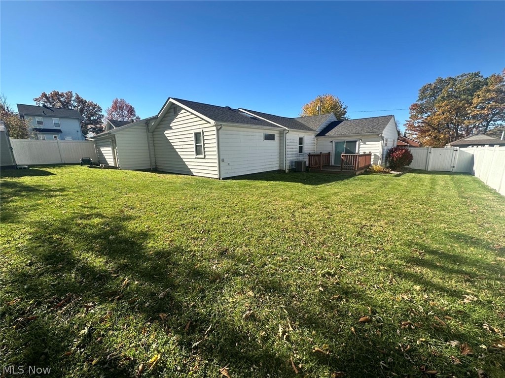 417 Otis Court SE Girard OH 44420