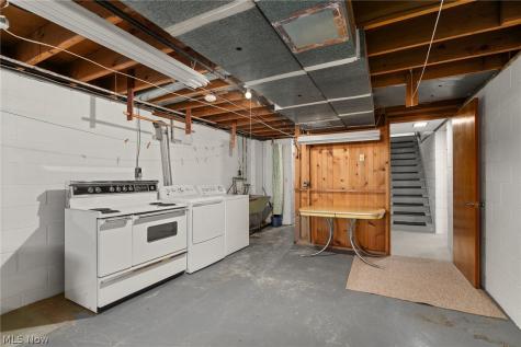824 E Bank Street Ashland OH 44805