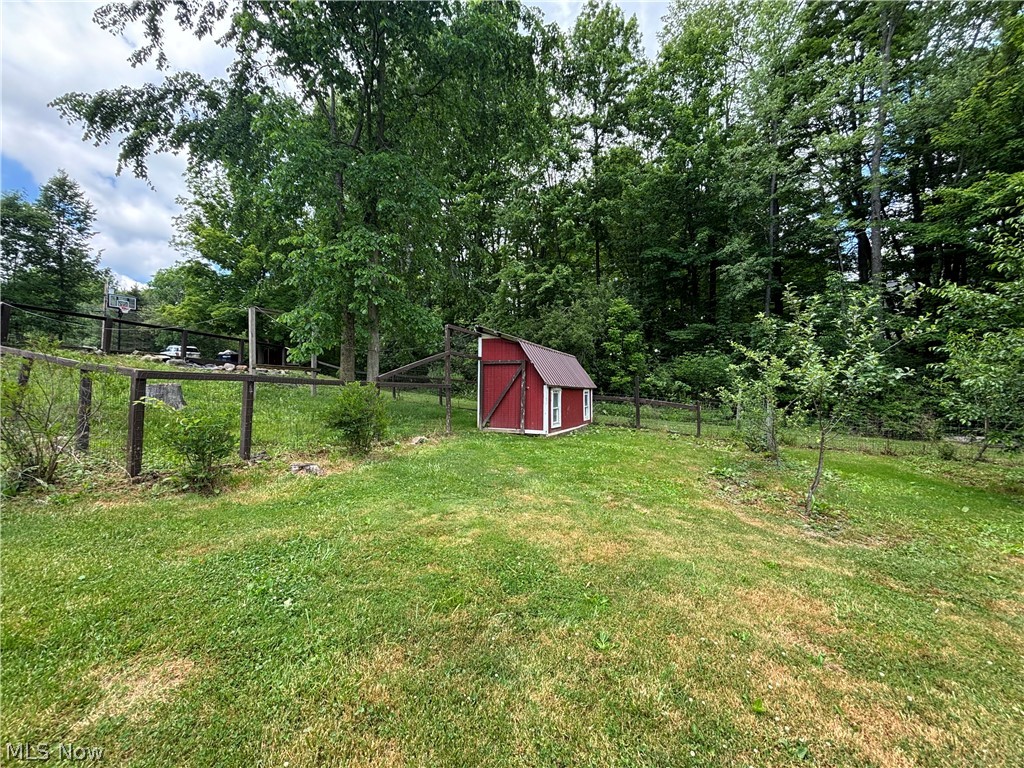 18821 Munn Road Auburn OH 44023