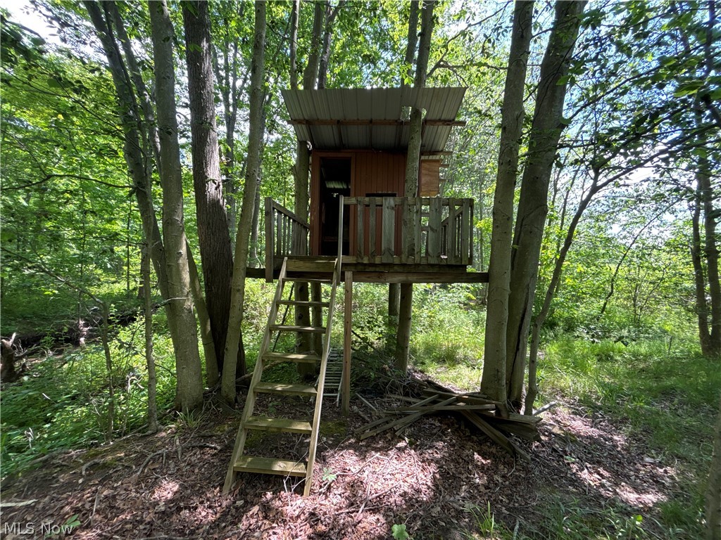 18821 Munn Road Auburn OH 44023