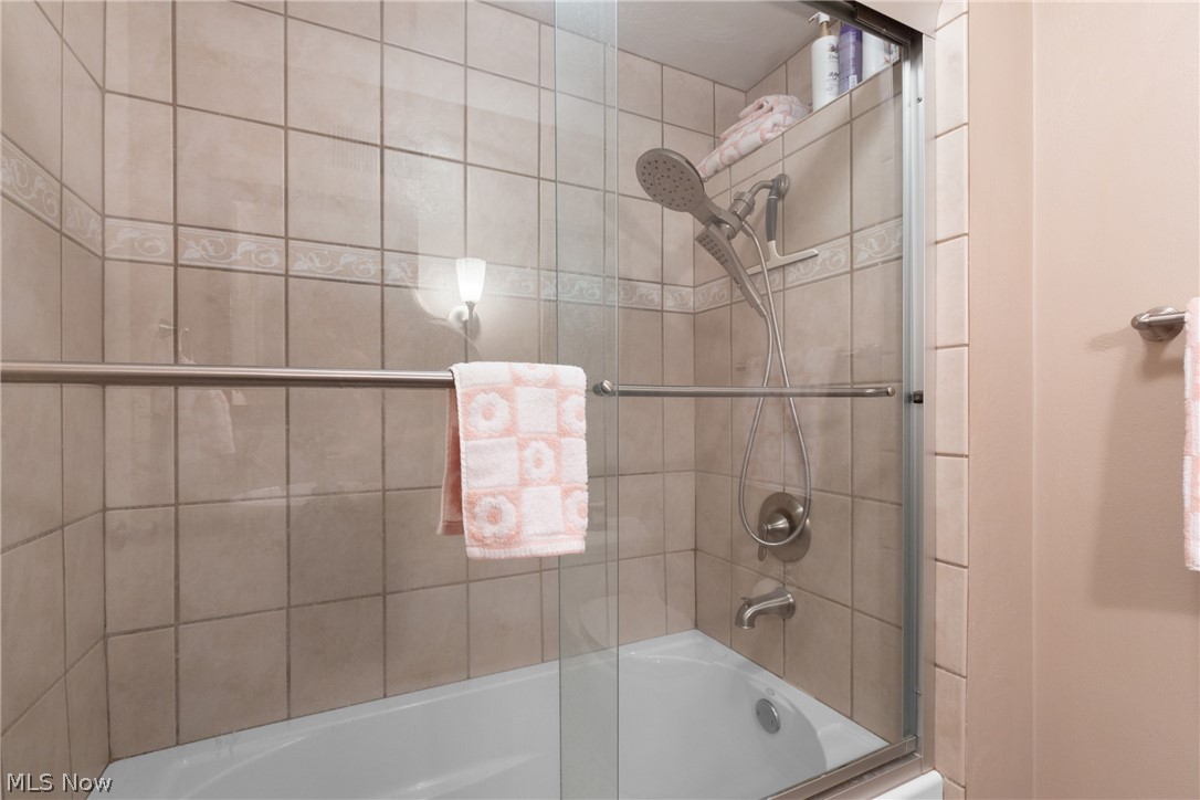 87 Harold Street Steubenville OH 43952