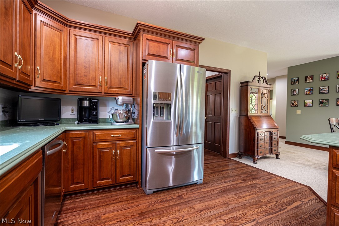 809 Sara Drive Coshocton OH 43812