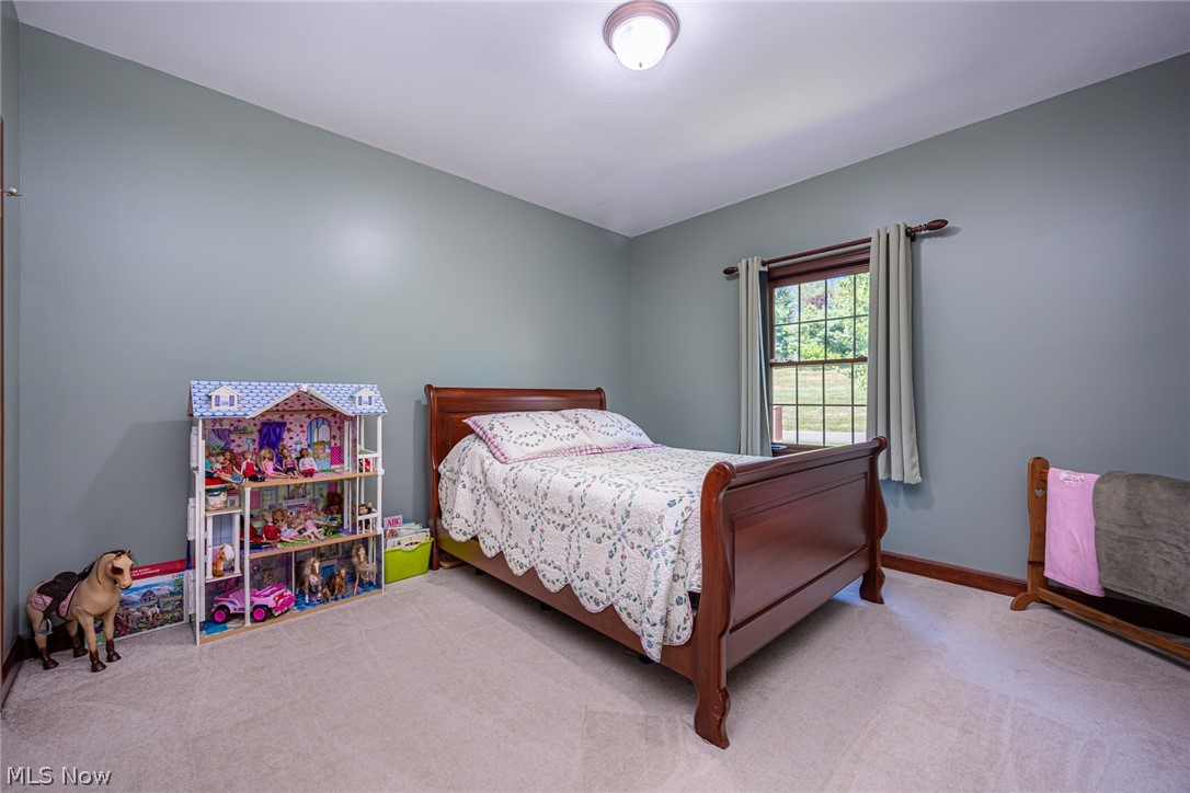 809 Sara Drive Coshocton OH 43812