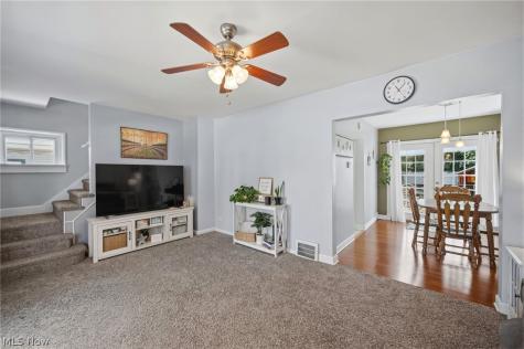 5120 Oakmont Drive Lyndhurst OH 44124