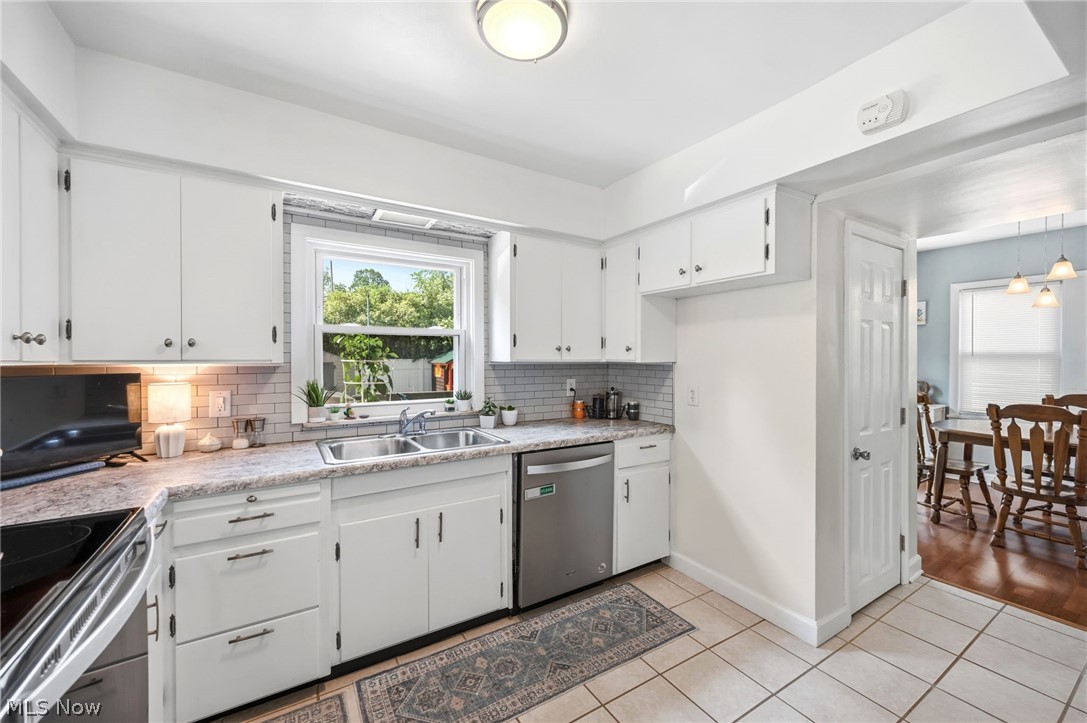 5120 Oakmont Drive Lyndhurst OH 44124