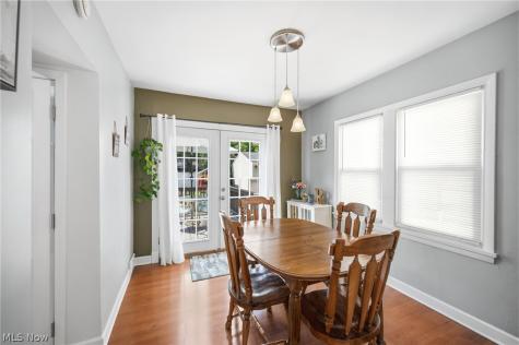 5120 Oakmont Drive Lyndhurst OH 44124
