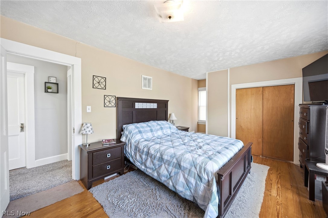 5120 Oakmont Drive Lyndhurst OH 44124