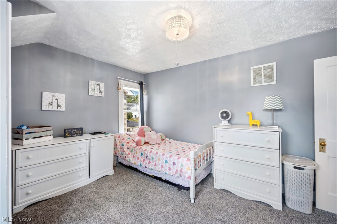 5120 Oakmont Drive Lyndhurst OH 44124