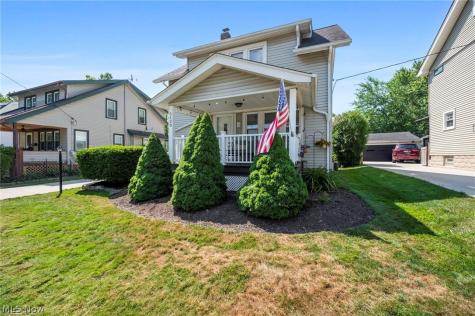 5120 Oakmont Drive Lyndhurst OH 44124