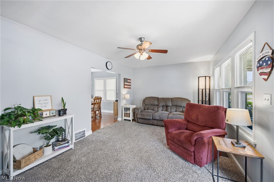 5120 Oakmont Drive Lyndhurst OH 44124