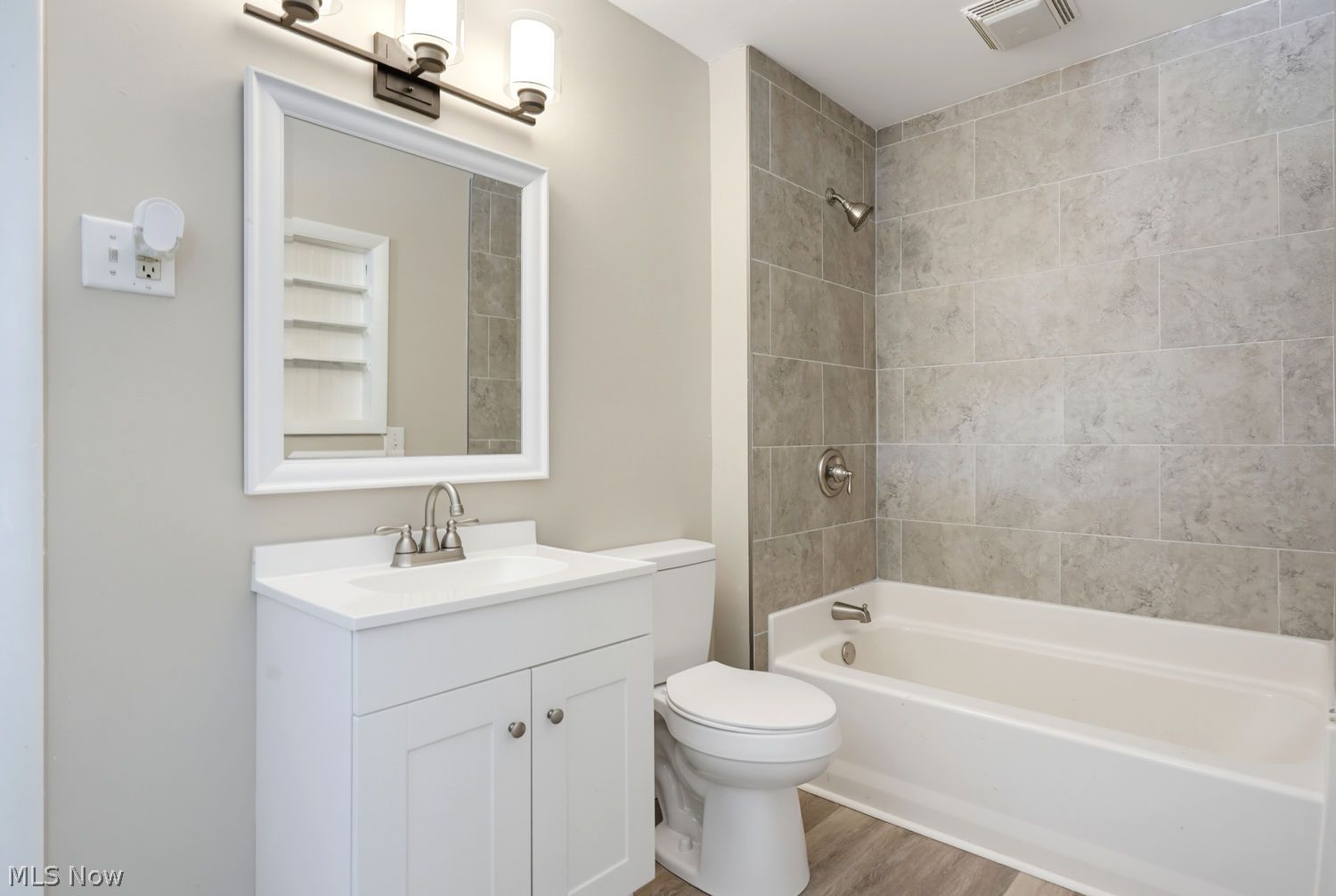 231 Rosenberry Street Alliance OH 44601