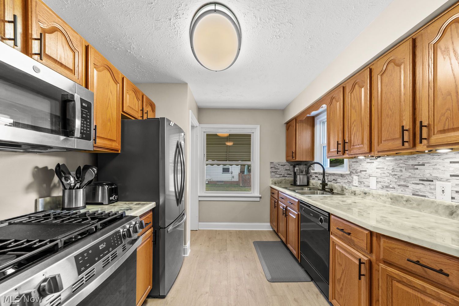 3214 Commonwealth Drive Cleveland OH 44134