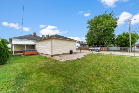 3214 Commonwealth Drive Cleveland OH 44134