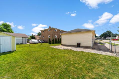 3214 Commonwealth Drive Cleveland OH 44134