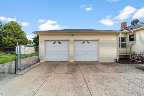 3214 Commonwealth Drive Cleveland OH 44134