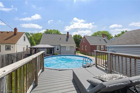 4576 Bentwood Drive Cleveland OH 44144
