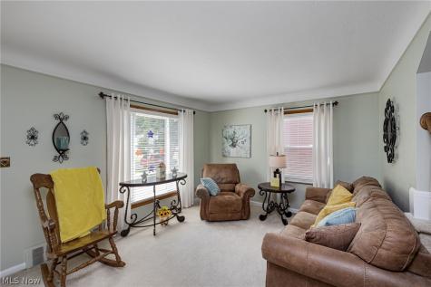4576 Bentwood Drive Cleveland OH 44144