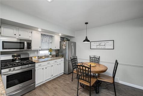 4576 Bentwood Drive Cleveland OH 44144