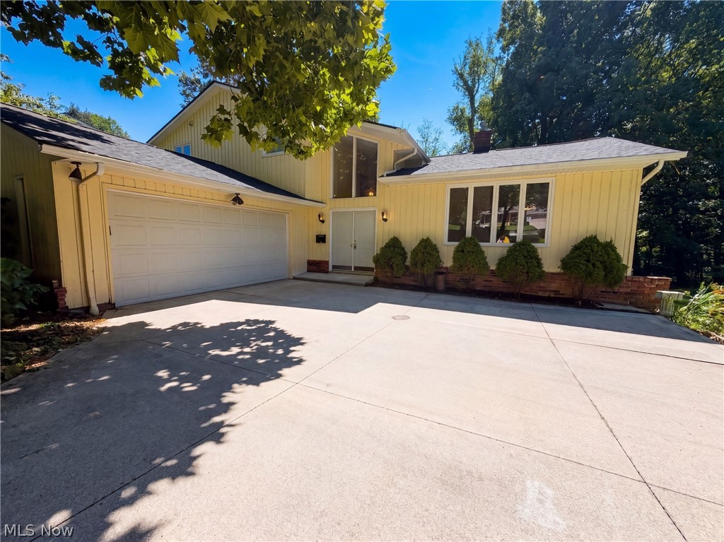 33170 Ledge Hill Drive Solon OH 44139