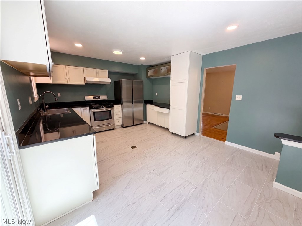 33170 Ledge Hill Drive Solon OH 44139