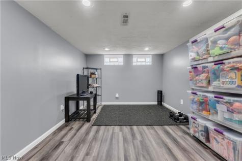 2665 Nottingham Drive Parma OH 44134