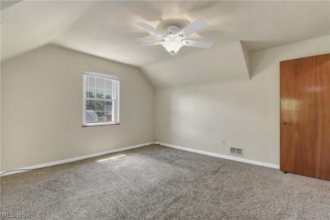 5998 Maplecliff Drive Parma Heights OH 44130