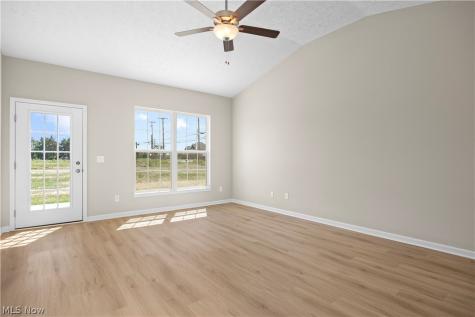 111 Brunswick Drive Elyria OH 44035