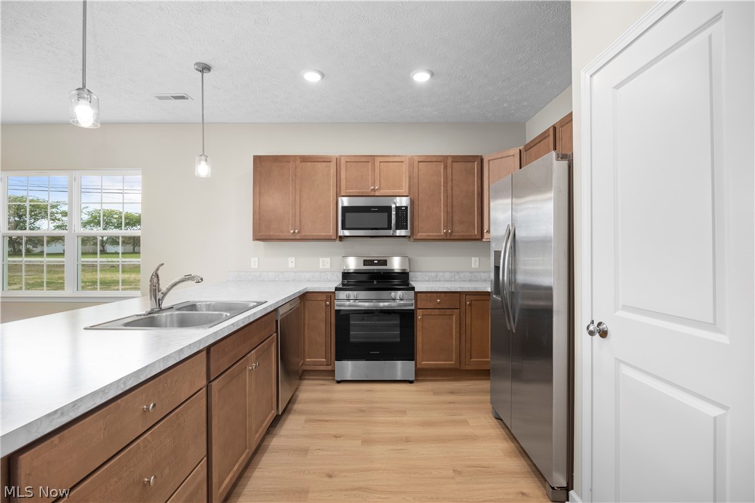 111 Brunswick Drive Elyria OH 44035