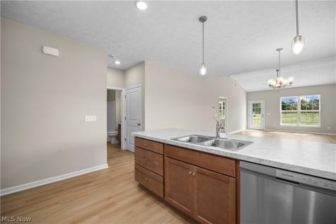 111 Brunswick Drive Elyria OH 44035
